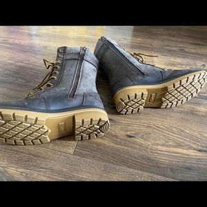 Kamik boots size 8 waterproof